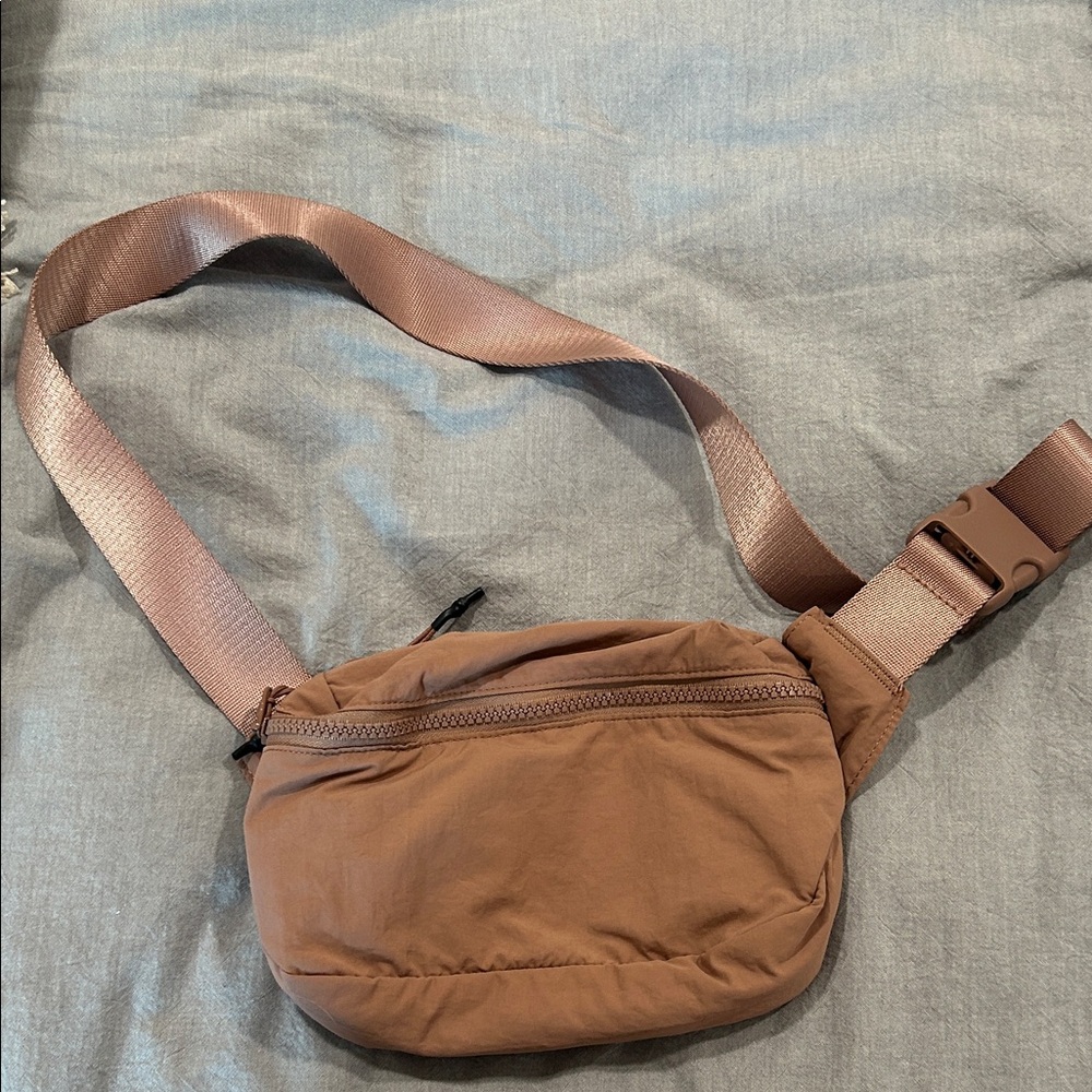Amazon belt bag